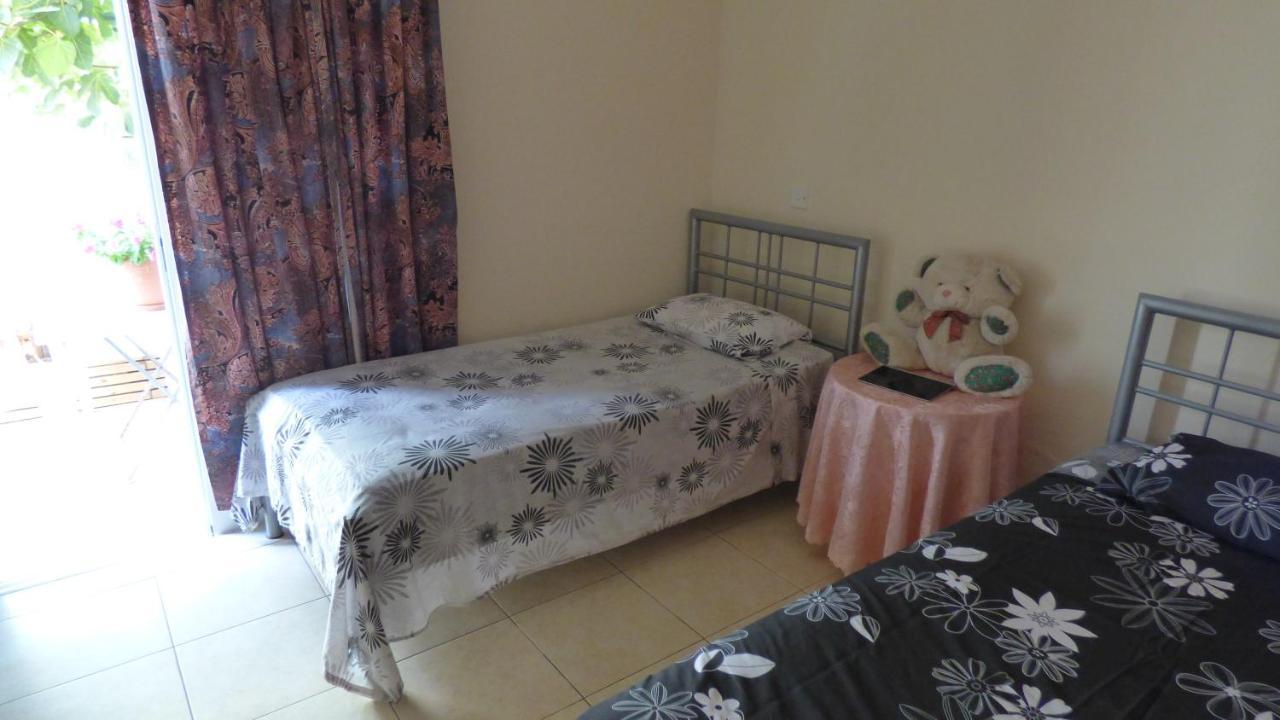 לרנקה Kalampakas Guesthouse מראה חיצוני תמונה